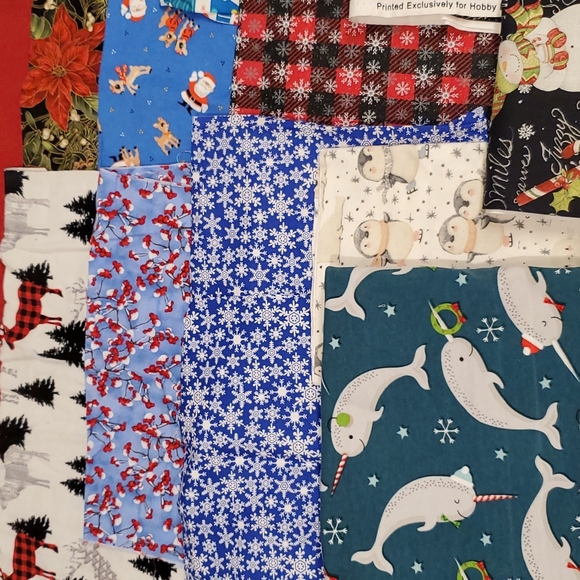 Various Other - A dozen•12 Christmas themed remnants•material•for props•crafts•backdrops•